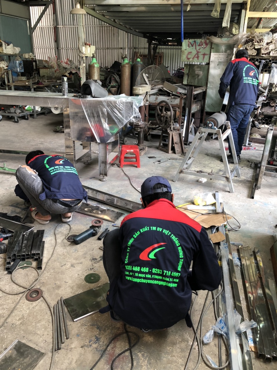 Đồng phục công ty Việt Thống